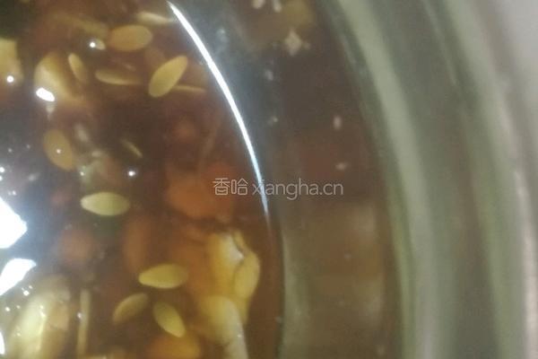 蒜泥拍黄瓜的做法图解2