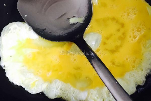 香葱鸡蛋炒饭的做法图解2