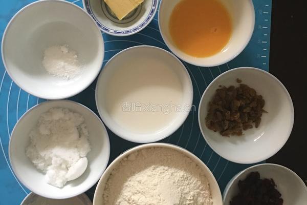 毛毛虫面包的做法图解1