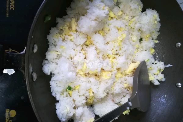 蛋炒饭的做法图解6