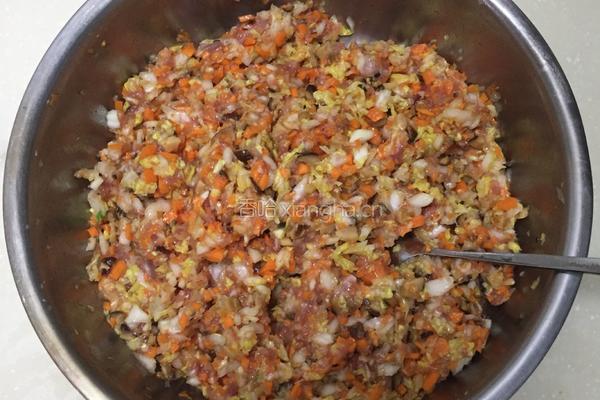 白菜肉饺的做法图解3