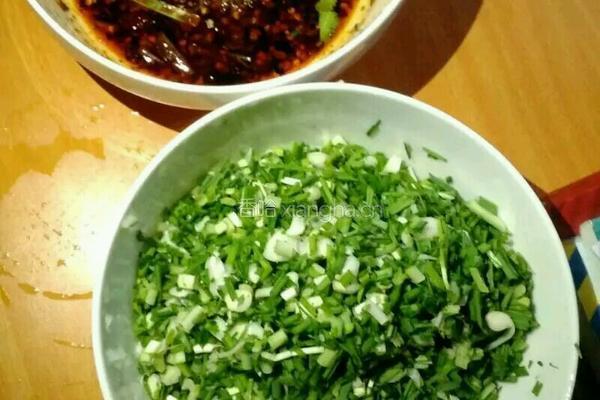 自制凉拌野蒜的做法图解5