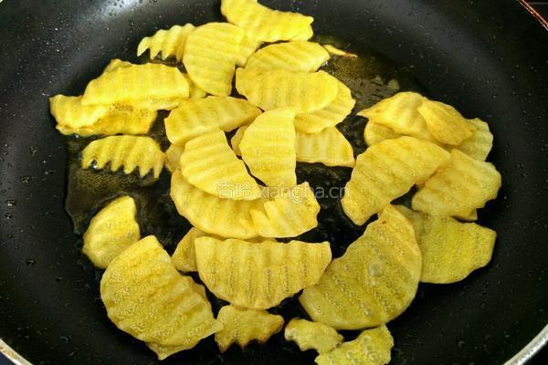 回锅土豆肉片的做法图解5