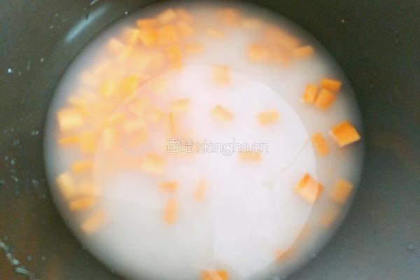 肉松三角饭团的做法图解3