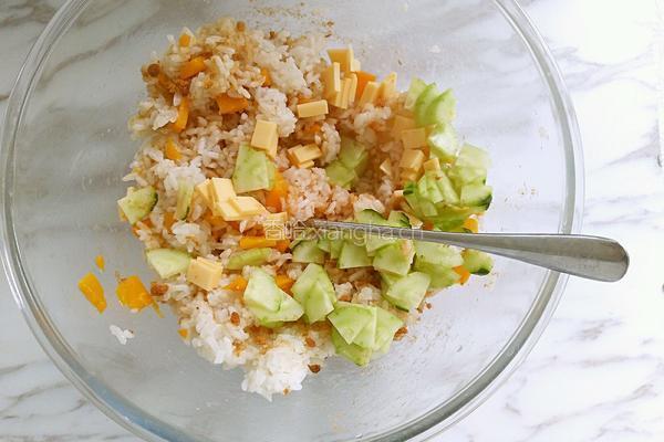 肉松三角饭团的做法图解6