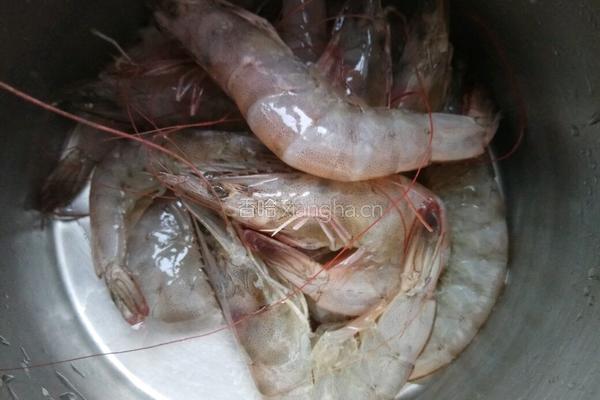 虾仁鸡蛋白菜馅饺子的做法图解3