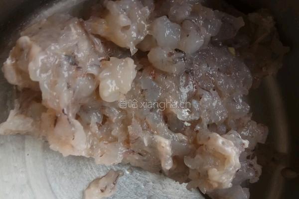 虾仁鸡蛋白菜馅饺子的做法图解5