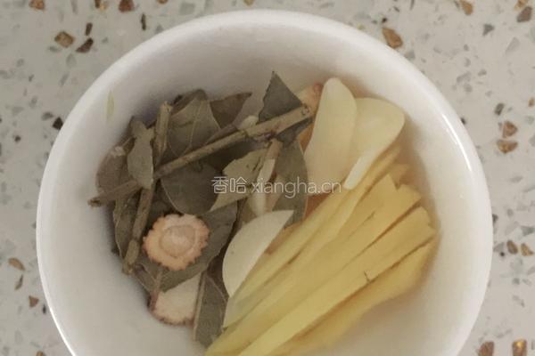 地锅鸡的做法图解3