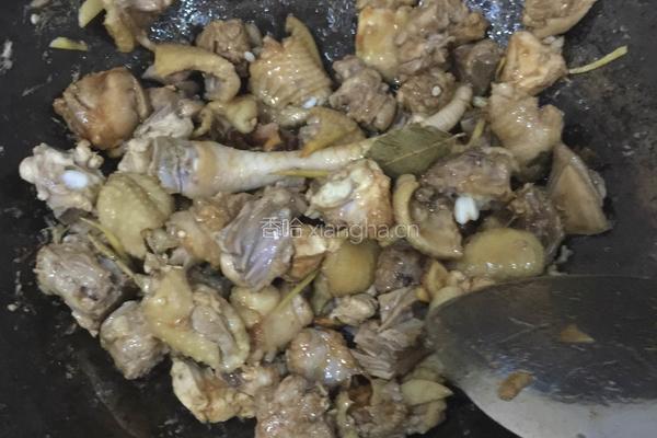 地锅鸡的做法图解5