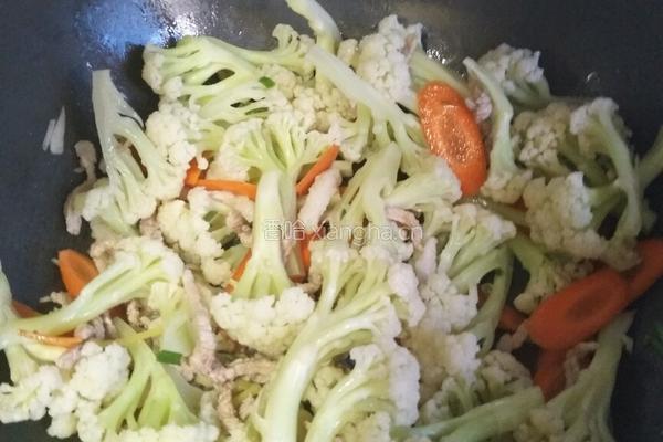 花菜炒肉的做法图解8