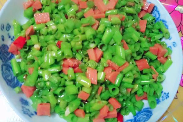 空心菜根炒火腿肠