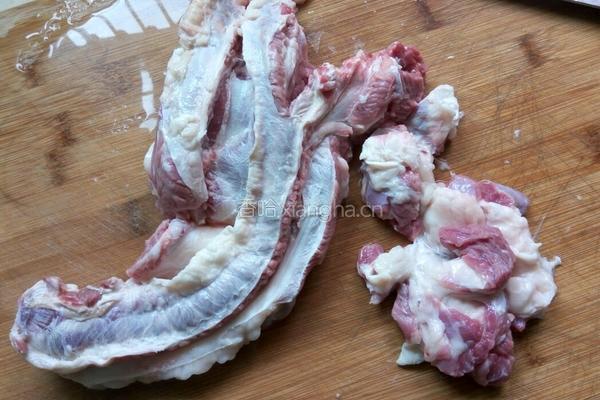 土豆炖牛肉的做法图解1
