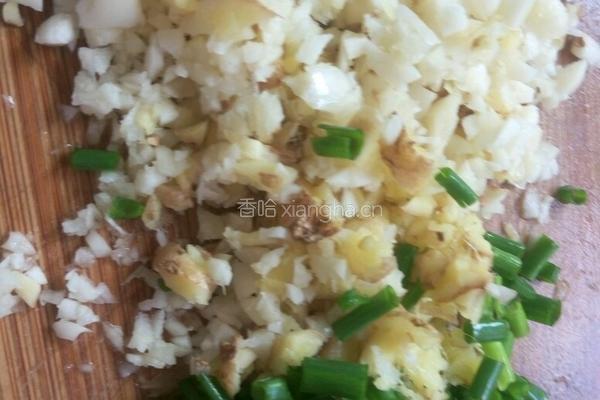 蒜泥拍黄瓜的做法图解2
