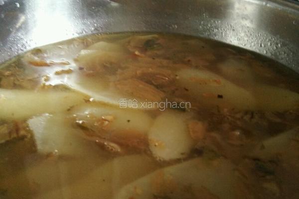 盐菜土豆汤