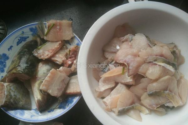 家常酸菜鱼的做法图解4