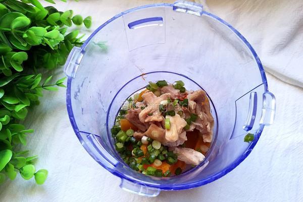 南瓜鸡肉浓汤的做法图解8
