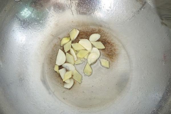 生肠炒酸莱的做法图解6