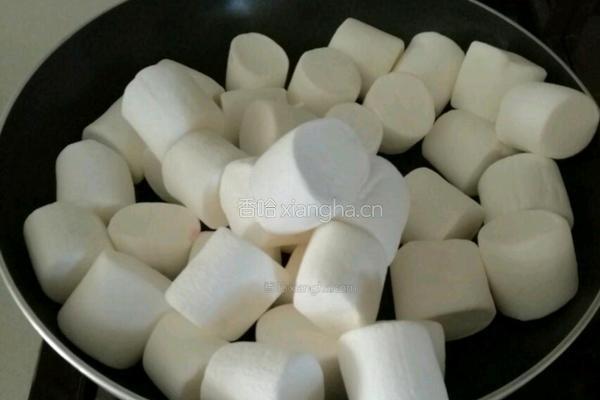 葡萄干牛轧糖的做法图解1