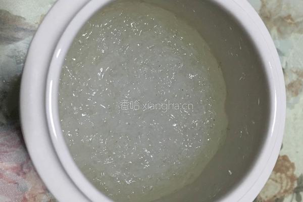 鲜炖冰糖燕窝的做法图解4