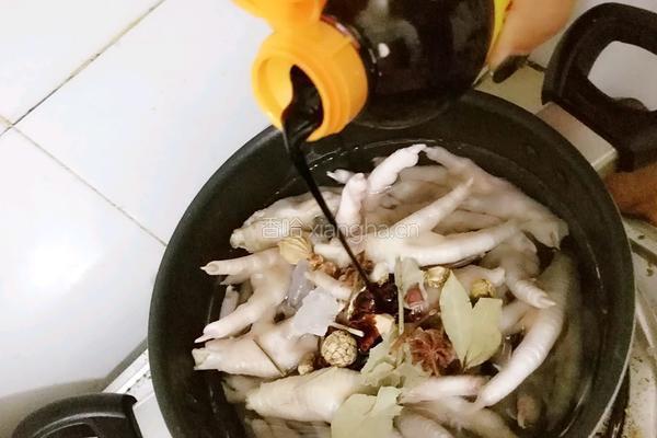 麻辣鸡爪的做法图解7