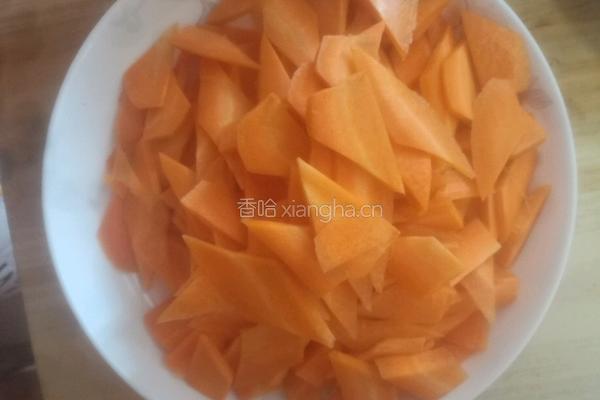 红菱五花肉的做法图解1