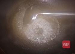 糖衣花生的做法图解3
