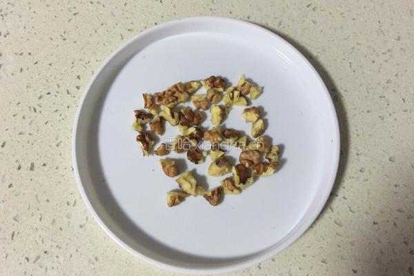 黑米核桃黑豆豆浆的做法图解3