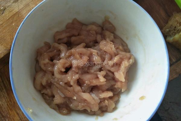 鸡丝炒面的做法图解1