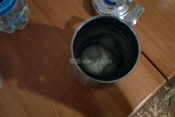 香橙柠檬百香果汁的做法图解1