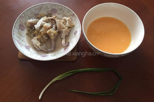 花蟹炒蛋的做法图解1