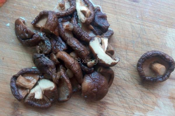 红萝卜炖牛肉的做法图解6
