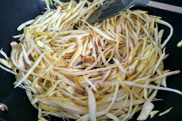 蚝油手撕杏鲍菇的做法图解5
