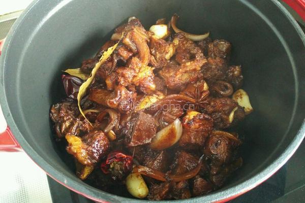 土豆炖牛腩的做法图解14