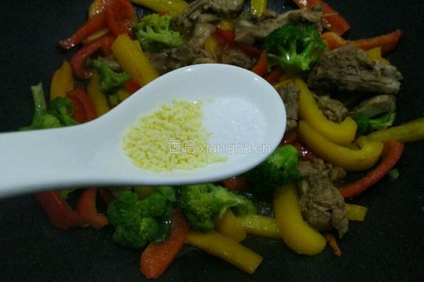 彩椒鸭凉面的做法图解6