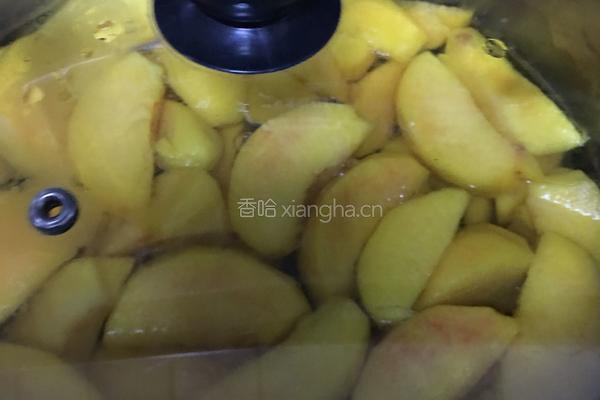 黄桃罐头的做法图解4