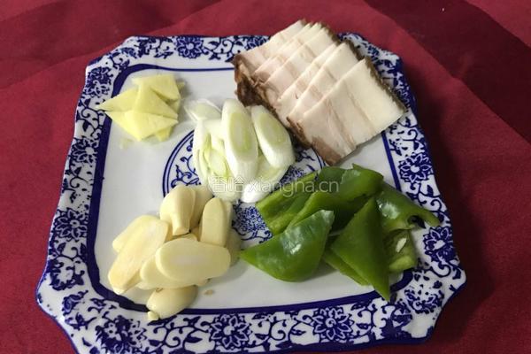 干锅手撕包菜的做法图解4