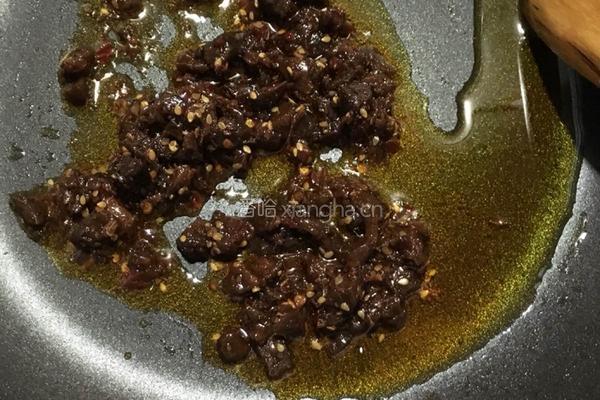 香菇酱焖鱼的做法图解4