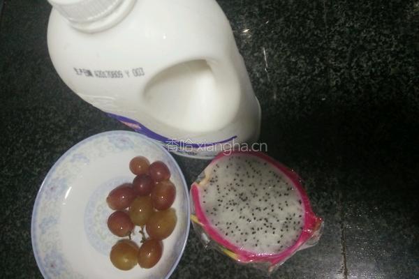 酸奶水果冰的做法图解1