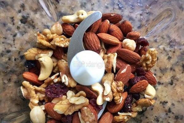 健康超级能量棒的做法图解1