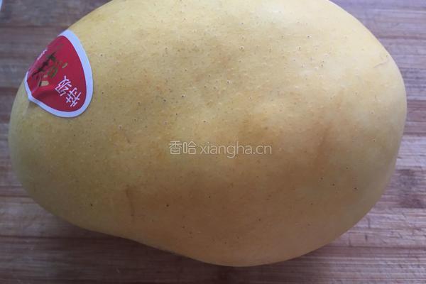 芒果版的黄玫瑰的做法图解1