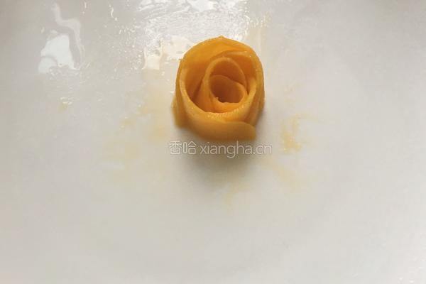 芒果版的黄玫瑰的做法图解4