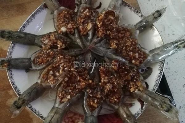 蒜蓉基围虾的做法图解6
