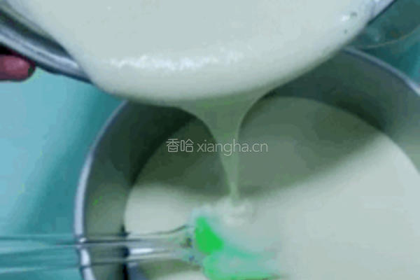 自制戚风蛋糕的做法图解6