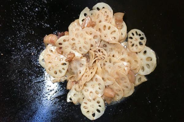 五花肉炒藕片的做法图解6