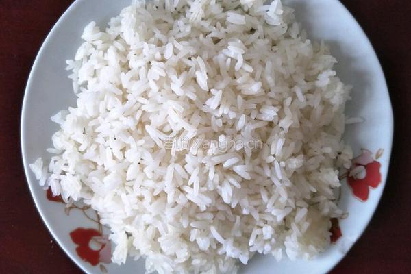 鸡蛋炒饭的做法图解1