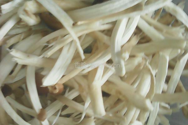 圆子茶树菇汤的做法图解2