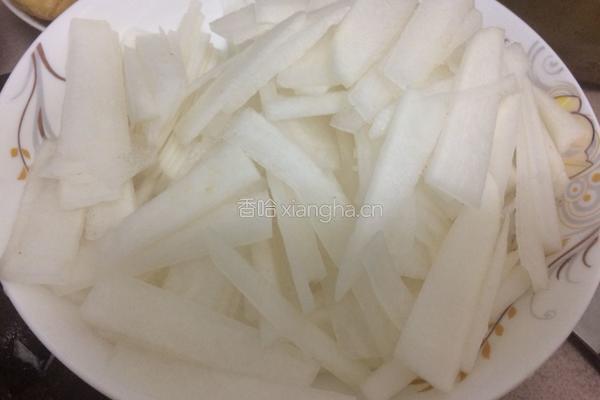 萝卜炒豆泡的做法图解2