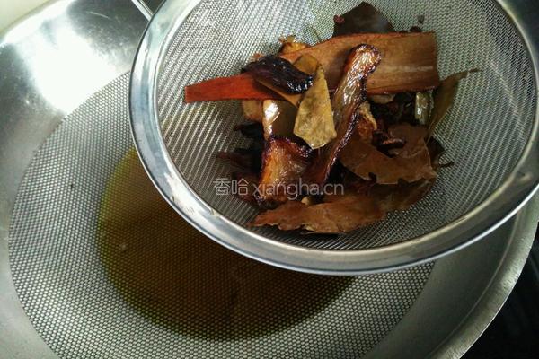 虾皮鸡蛋包菜饺子的做法图解6