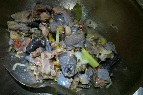 乌鸡贴饼的做法图解2