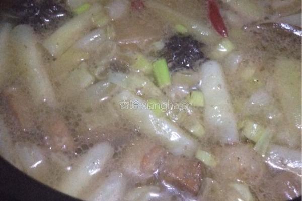 红烧肉炖菜的做法图解5